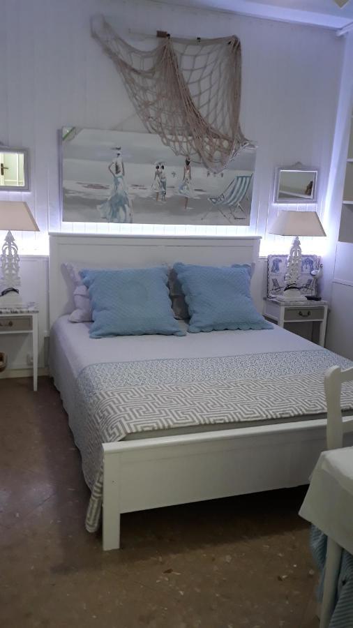 Chambres D'Hotes Chez Catherine A Reus Chambre Bord De Mer Avec Salle De Bains Privee Luaran gambar
